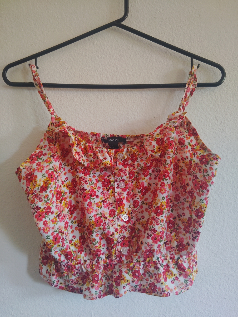 Forever 21 Women's Pink, Red, and Yellow Floral Ruffle Crop Top